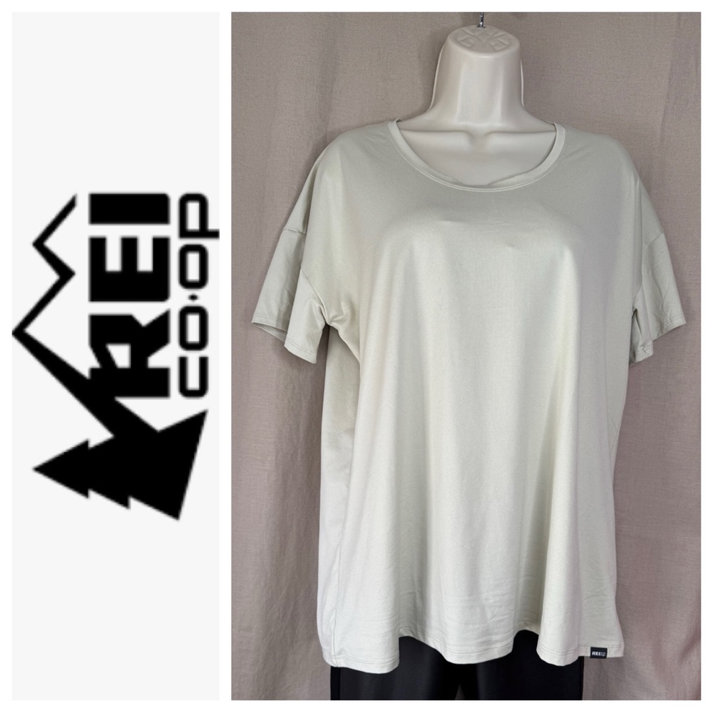 •REI• Women's Sahara SS Tee